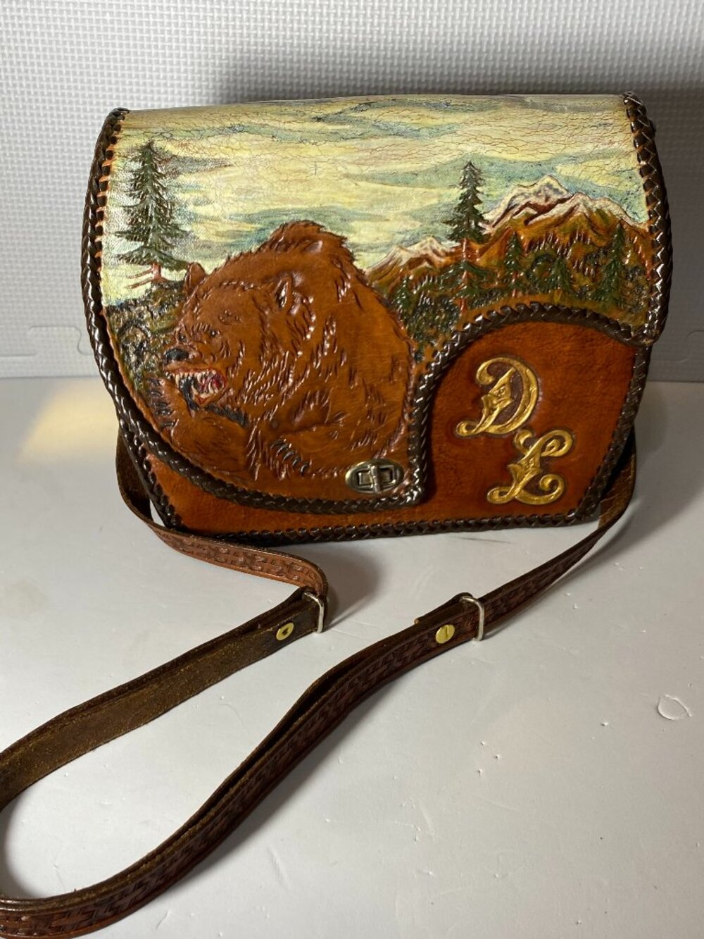 VINTAGE Hand Tooled Leather Bear Fishing Crossbody Purse Bag Western Wildlife
